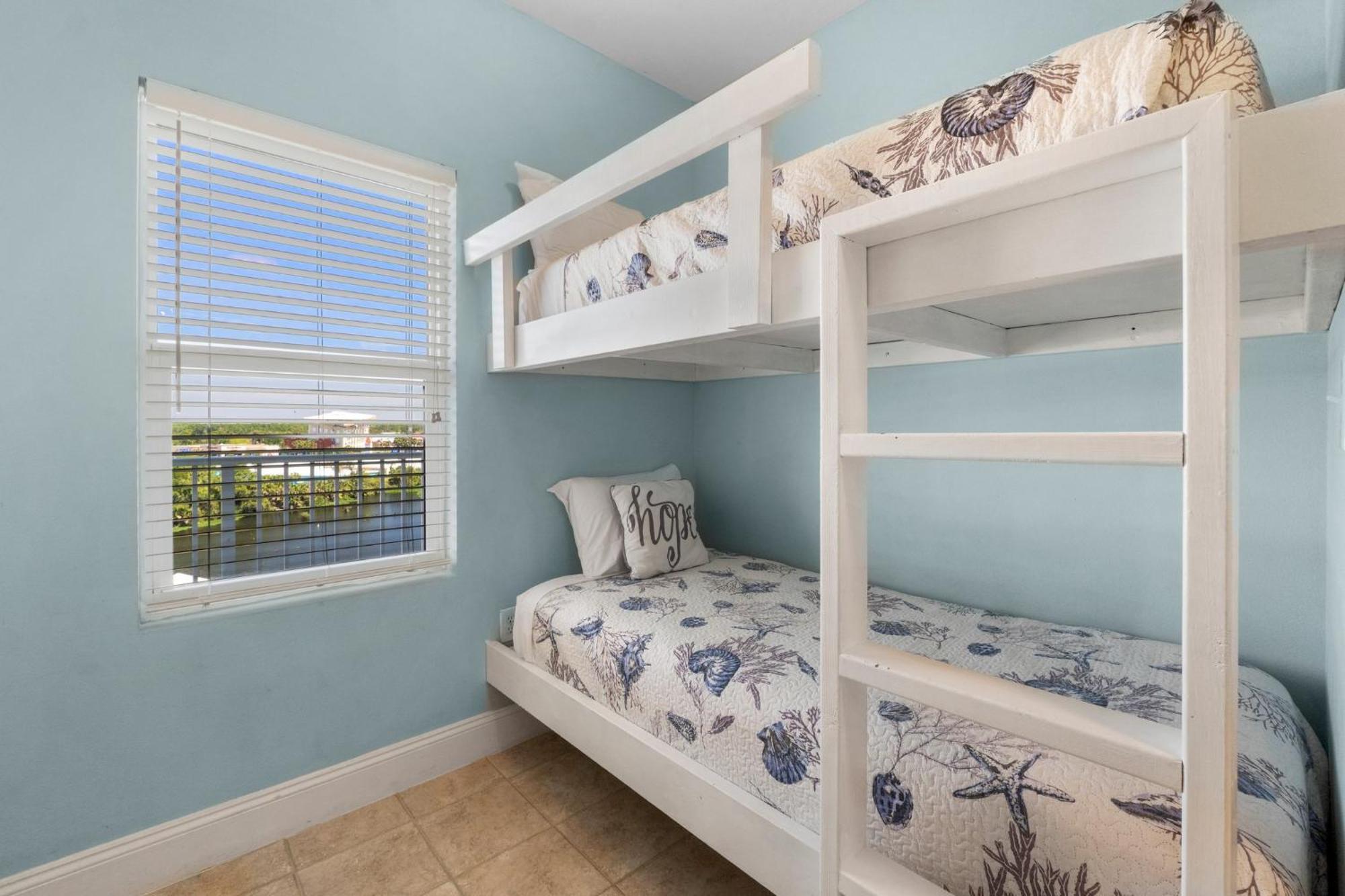 Keep It Beachy At Laketown Wharf #611 By Nautical Properties Vacation Rentals Панама Сити Бийч Екстериор снимка